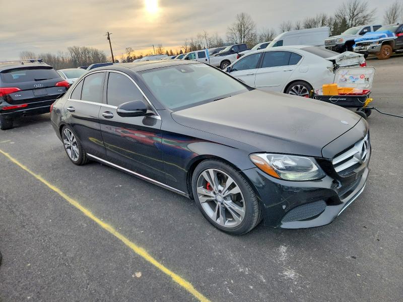 Photo 4 from auction – 2016 MERCEDES-BENZ C 300 4MAT with VIN 55SWF4KB9GU115771