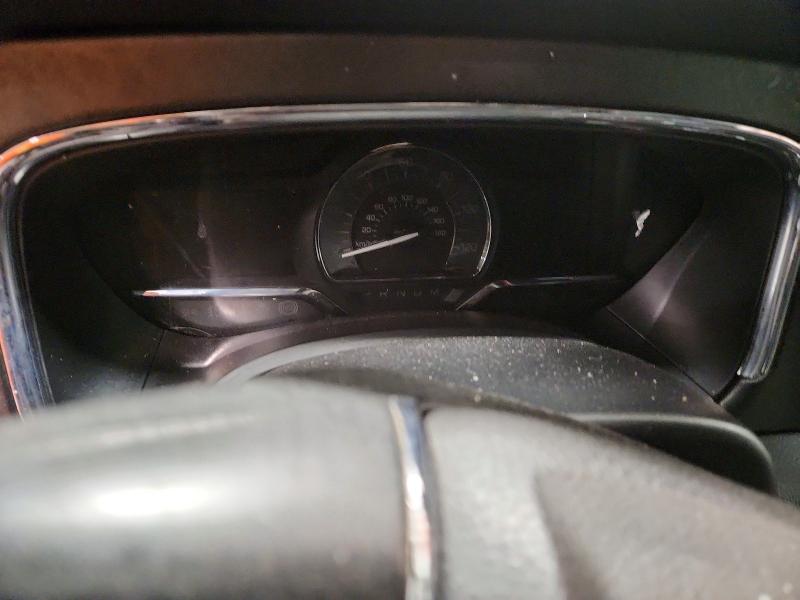 Photo 9 from auction – 2015 LINCOLN NAVIGATOR with VIN 5LMJJ3JT0FEJ07078