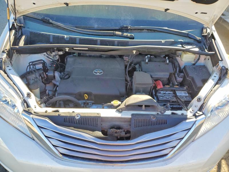 Photo 12 from auction – 2015 TOYOTA SIENNA with VIN 5TDYK3DC7FS552183