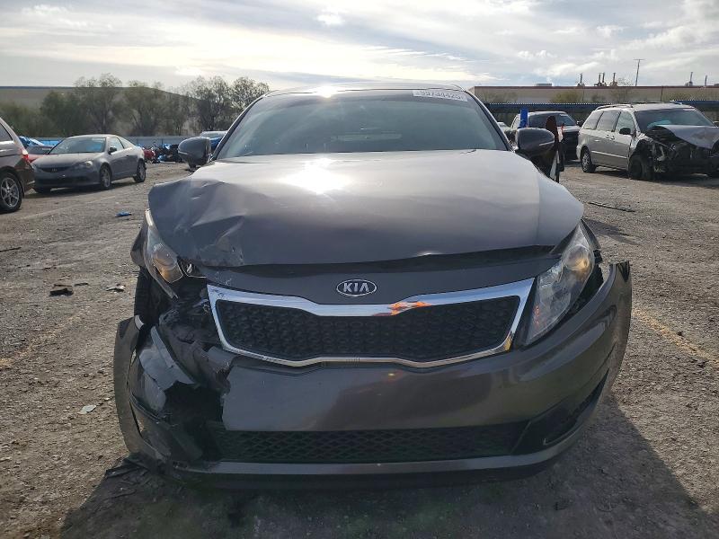 Photo 5 from auction – 2011 KIA OPTIMA LX with VIN KNAGM4A76B5147786