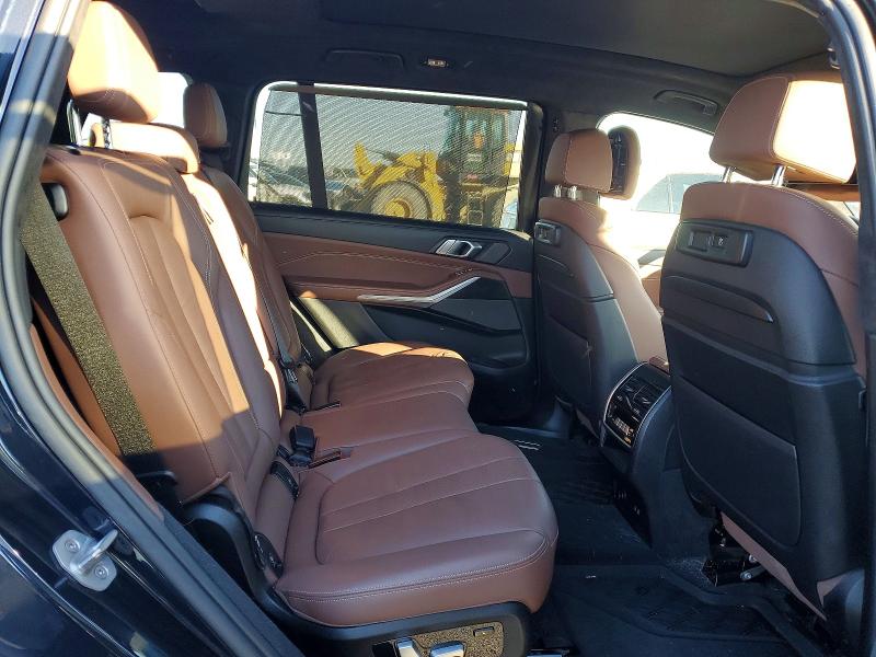 Photo 11 from auction – 2022 BMW X7 M50I with VIN 5UXCX6C06N9K67586