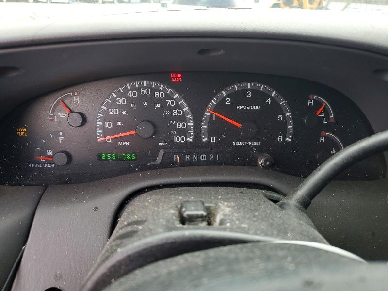 Фото 9 с аукциона – 2000 FORD F150 с VIN 1FTRX17W5YNB03674