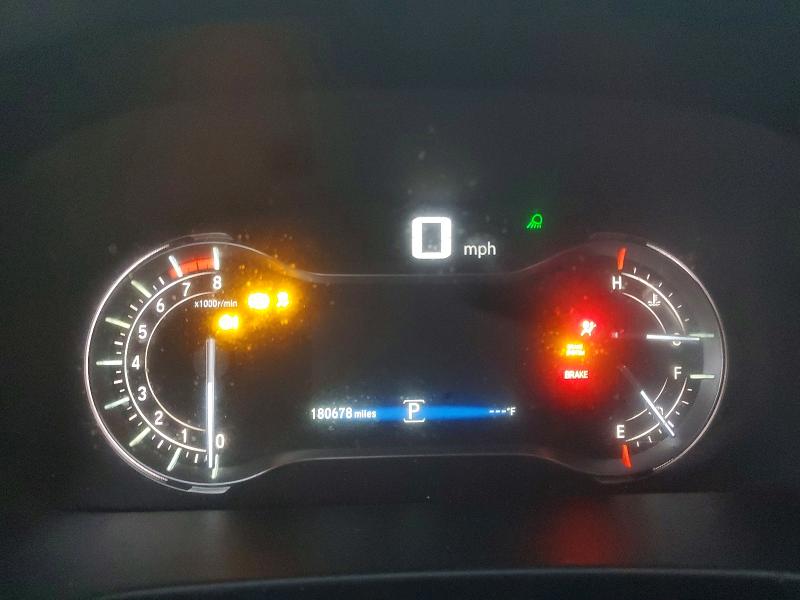 Photo 9 from auction – 2017 HONDA RIDGELINE with VIN 5FPYK2F55HB004612
