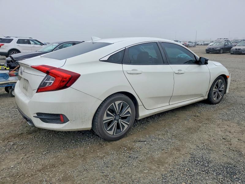 Photo 3 from auction – 2017 HONDA CIVIC EX with VIN 19XFC1F33HE213665