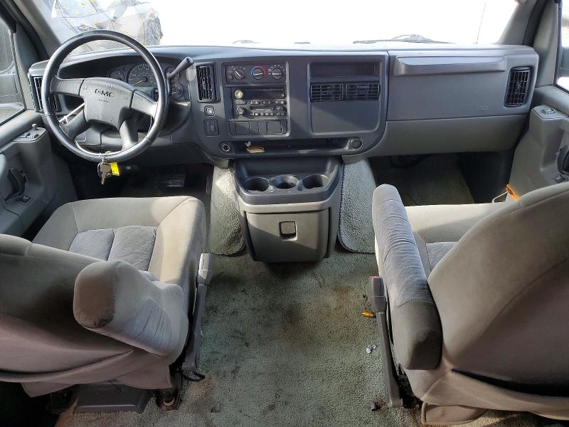 Photo 8 from auction – 2004 GMC SAVANA with VIN 1GDFG15T841156930