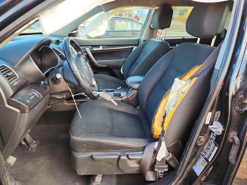 Photo 7 from auction – 2015 KIA SORENTO LX with VIN 5XYKTCA67FG584873