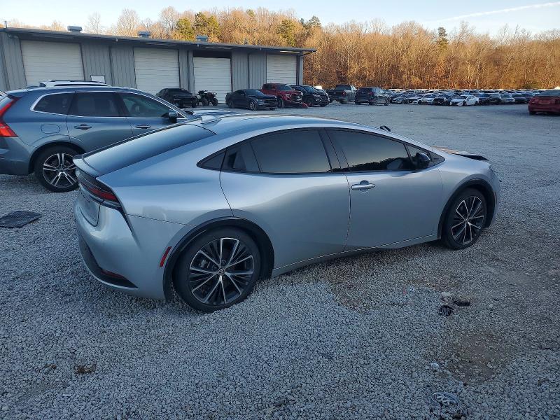 Photo 3 from auction – 2023 TOYOTA PRIUS LE with VIN JTDACAAU8P3011601
