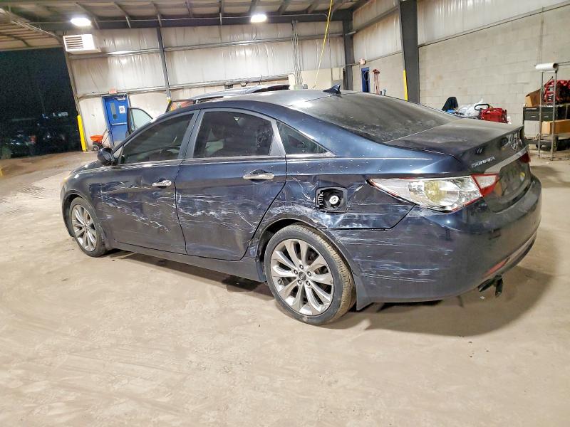 Photo 2 from auction – 2012 HYUNDAI SONATA with VIN 5NPEC4AC2CH389678