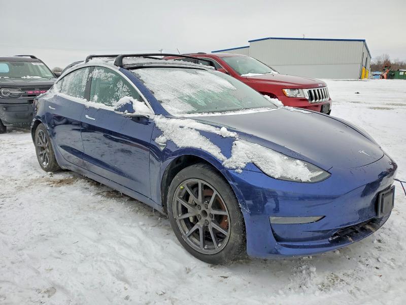 Photo 4 from auction – 2018 TESLA MODEL 3 with VIN 5YJ3E1EA2JF102702