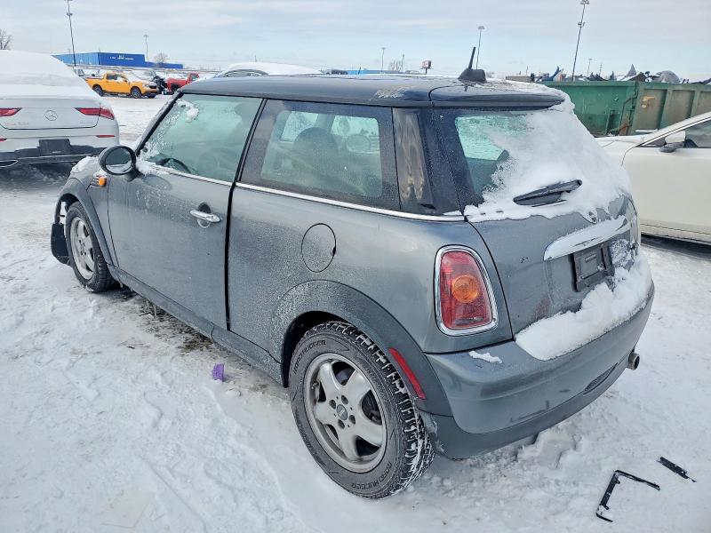 Photo 2 from auction – 2010 MINI COOPER with VIN WMWMF3C59ATZ67051