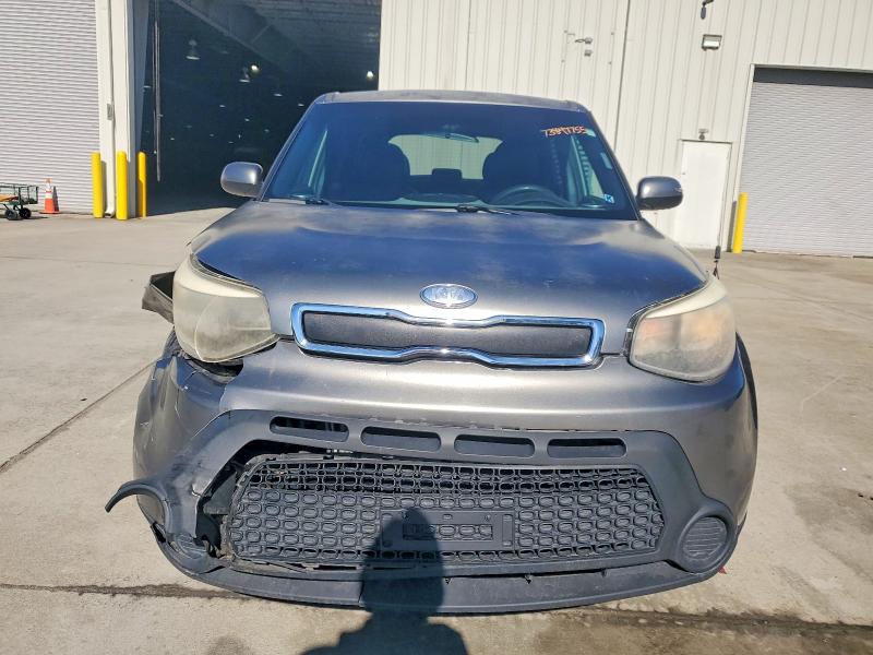 Photo 5 from auction – 2014 KIA SOUL with VIN KNDJN2A24E7101865