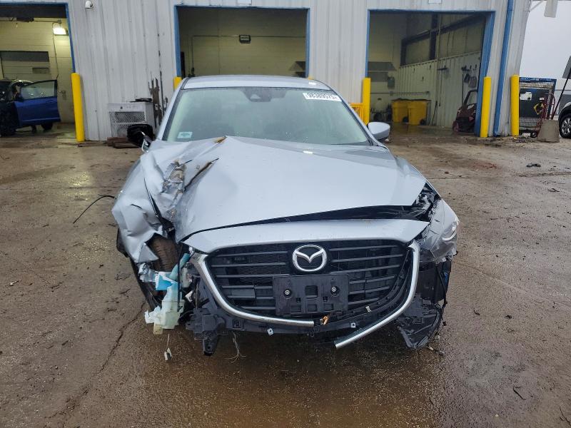 Photo 5 from auction – 2018 MAZDA 3 with VIN 3MZBN1U74JM197919