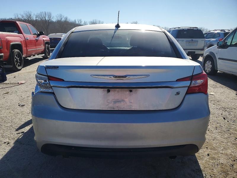Photo 6 from auction – 2012 CHRYSLER 200 with VIN 1C3CCBBGXCN261349