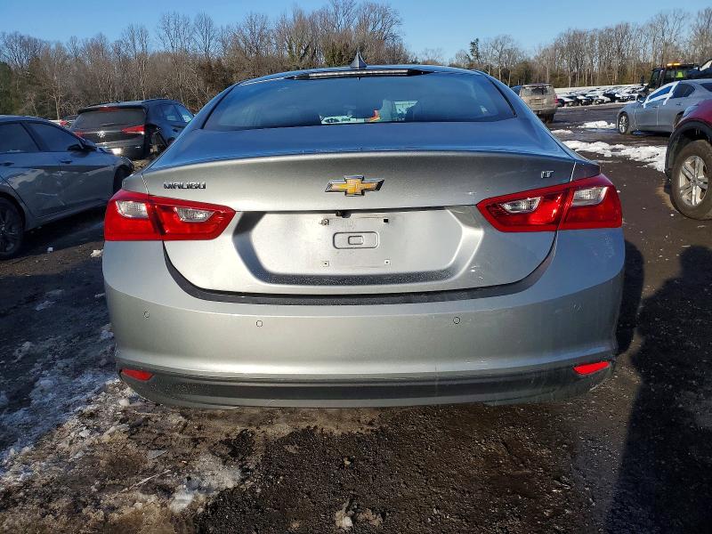 Photo 6 from auction – 2025 CHEVROLET MALIBU LT with VIN 1G1ZD5STXSF143689