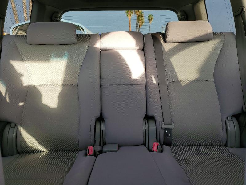 Photo 10 from auction – 2006 TOYOTA HIGHLANDER with VIN JTEDP21A360123781