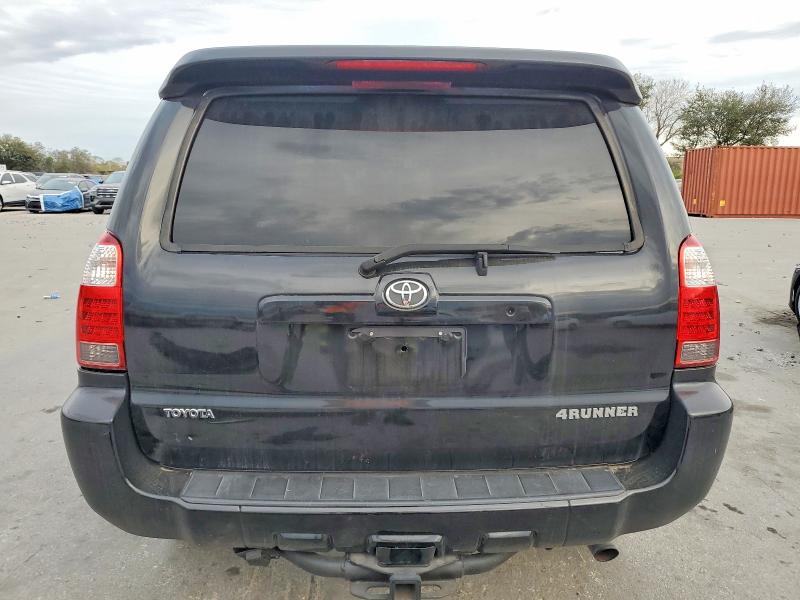 Photo 6 from auction – 2006 TOYOTA 4RUNNER SR with VIN JTEBT14R068034136