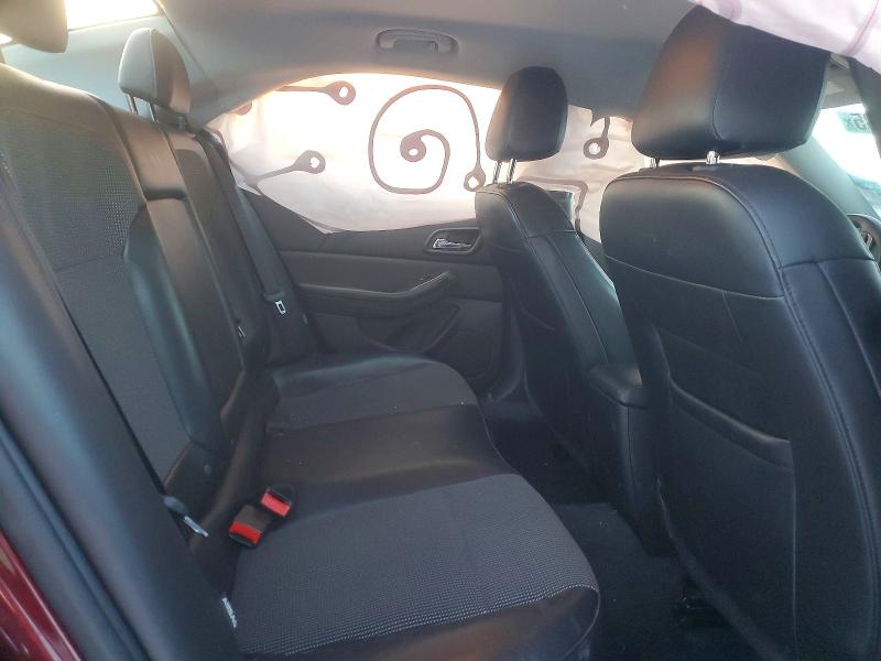 Photo 10 from auction – 2015 CHEVROLET MALIBU 1LT with VIN 1G11C5SL7FF104564