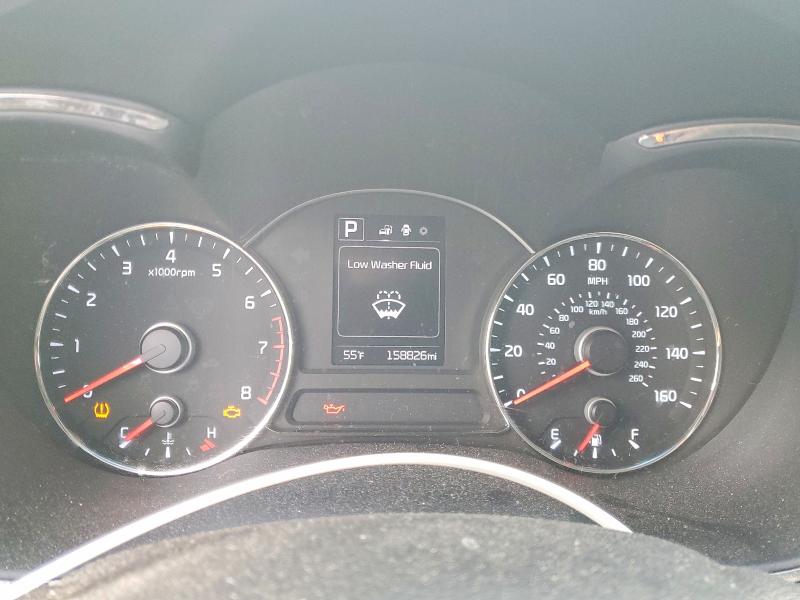 Photo 9 from auction – 2017 KIA FORTE LX with VIN 3KPFL4A74HE016080