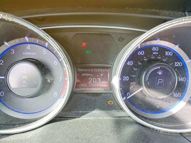Photo 9 from auction – 2011 HYUNDAI SONATA GLS with VIN 5NPEB4ACXBH229839
