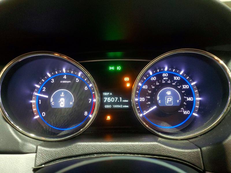 Photo 9 from auction – 2013 HYUNDAI SONATA SE with VIN 5NPEC4AC4DH551036