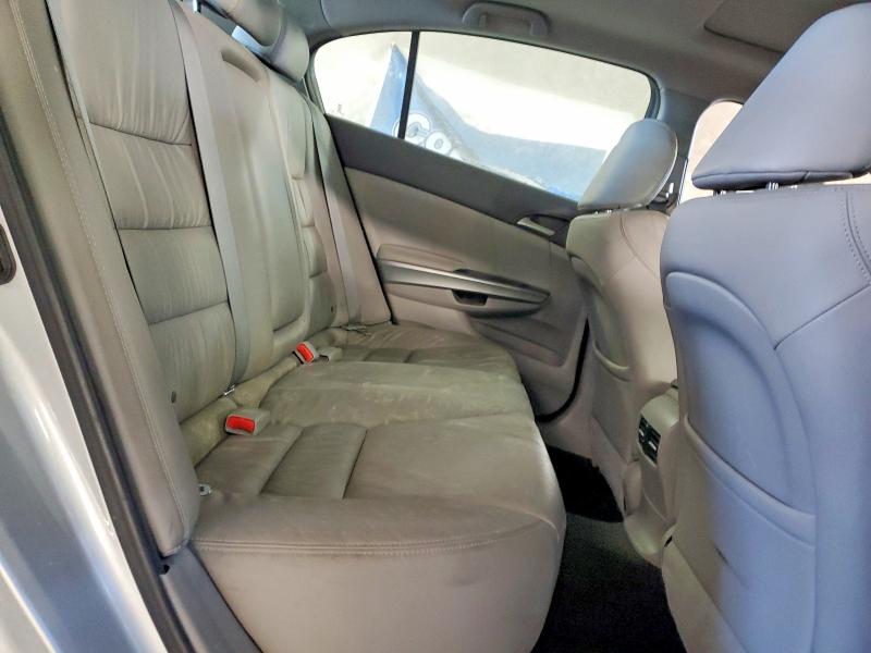 Photo 10 from auction – 2010 HONDA ACCORD EXL with VIN 1HGCP2F88AA033729