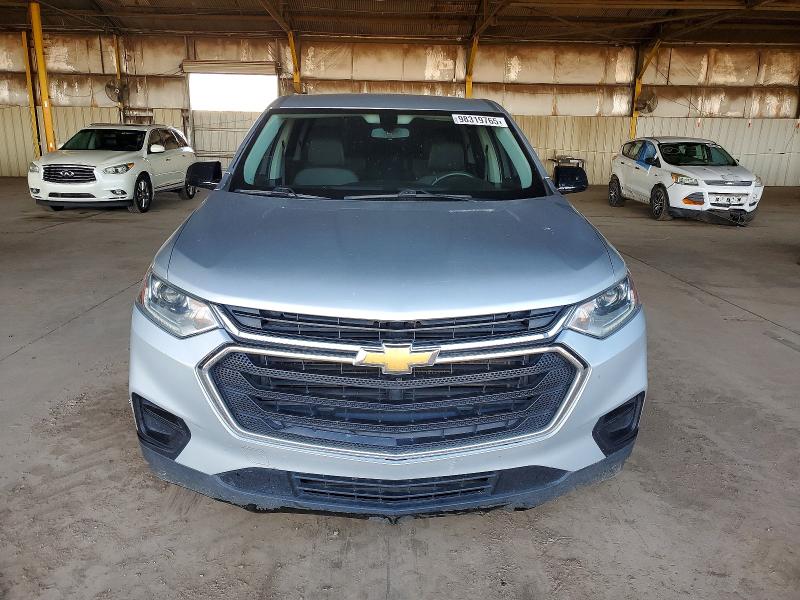 Photo 5 from auction – 2018 CHEVROLET TRAVERSE L with VIN 1GNERFKW0JJ104023