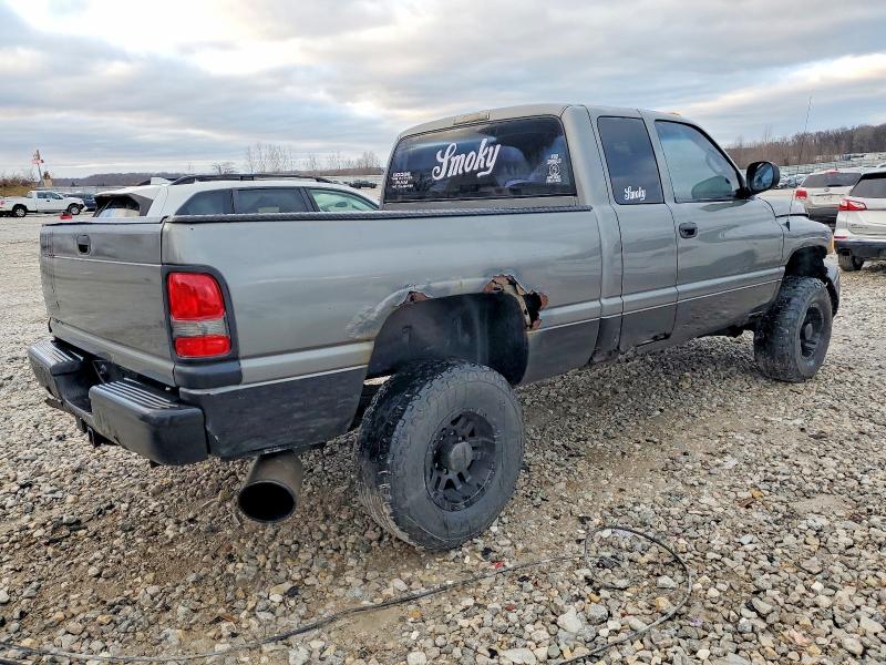 Photo 3 from auction – 1999 DODGE RAM 2500 with VIN 1B7KF2365XJ519911