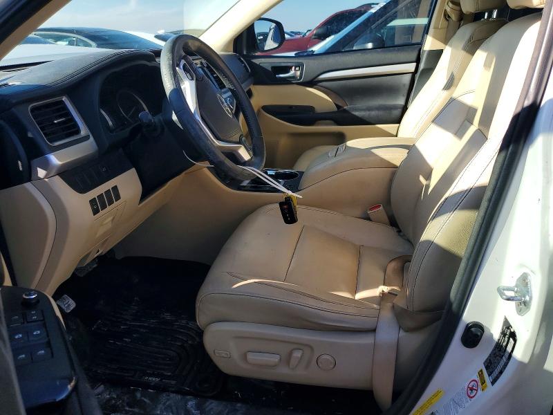 Photo 7 from auction – 2016 TOYOTA HIGHLANDER with VIN 5TDKKRFH3GS146646