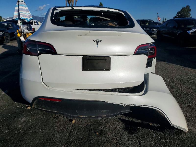 Photo 6 from auction – 2025 TESLA MODEL Y with VIN 7SAYGDED0SF272976