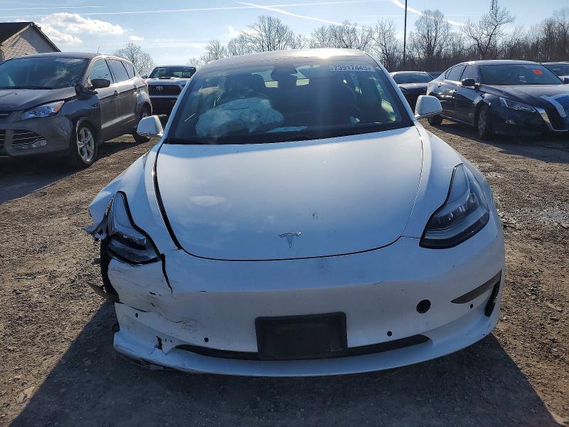 Photo 5 from auction – 2019 TESLA MODEL 3 with VIN 5YJ3E1EB2KF515715