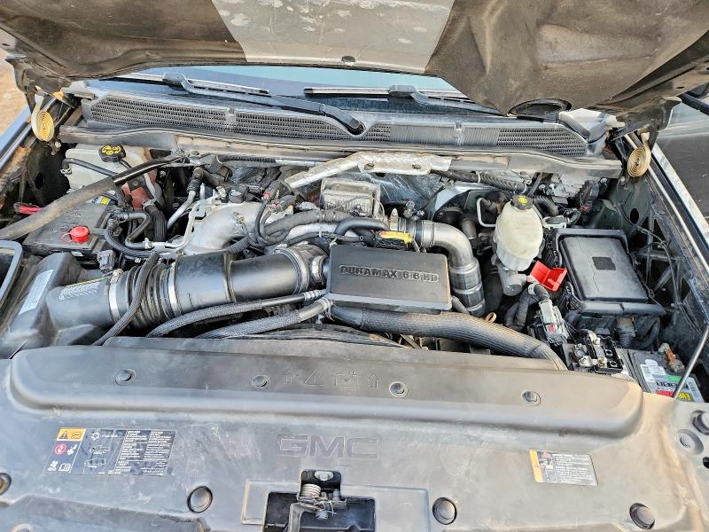 Zdjęcie 11 z aukcji – 2018 GMC SIERRA z VIN 1GT12TEY2JF250563