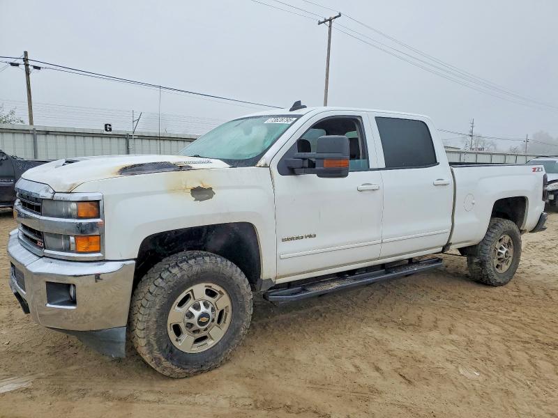 CHEVROLET SILVERADO 2018 with VIN 1GC1KVEY7JF219935 - Photo from auction