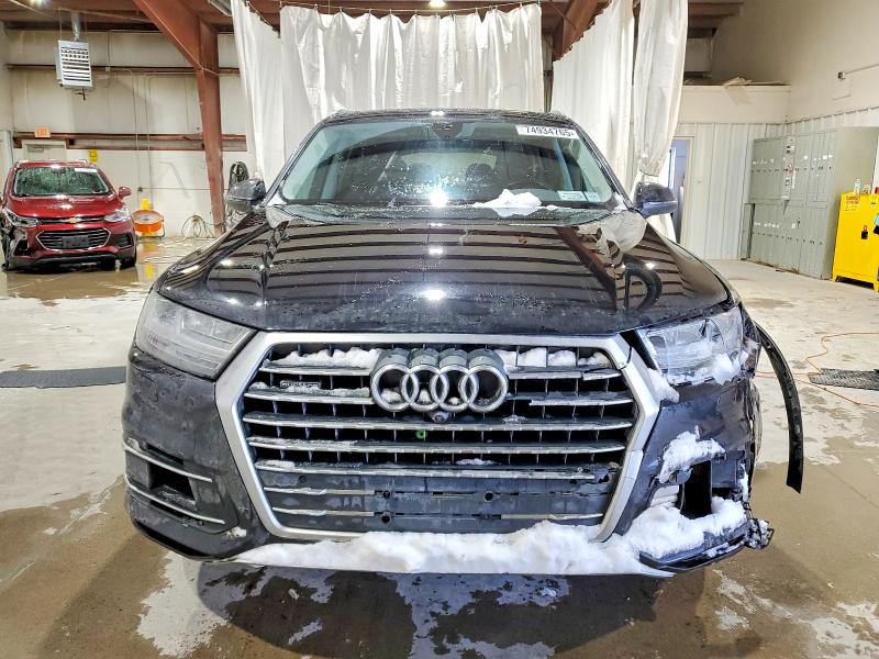 Photo 5 from auction – 2018 AUDI Q7 PREMIUM with VIN WA1LAAF79JD030199