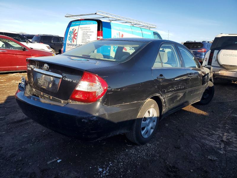 Photo 3 from auction – 2002 TOYOTA CAMRY with VIN 4T1BE32K52U055528