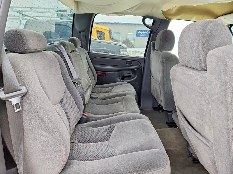 Photo 10 from auction – 2005 CHEVROLET SILVERADO with VIN 2GCEC13T651276056