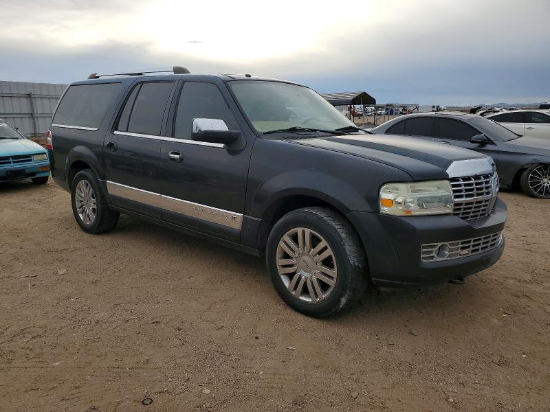 Photo 4 from auction – 2007 LINCOLN NAVIGATOR with VIN 5LMFL27557LJ22613