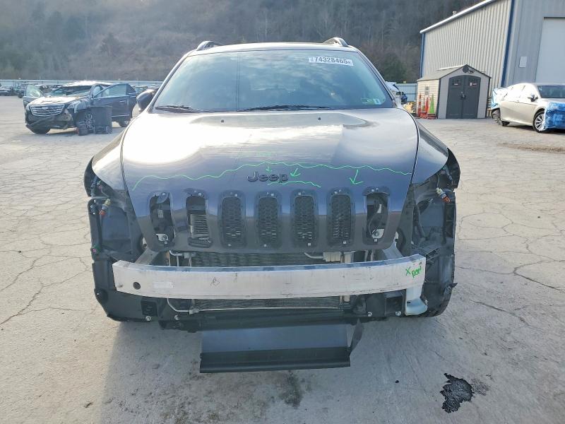Photo 5 from auction – 2018 JEEP CHEROKEE L with VIN 1C4PJMCB9JD500667