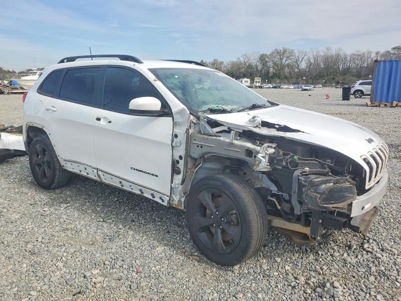 Photo 4 from auction – 2018 JEEP CHEROKEE L with VIN 1C4PJLCB6JD544538