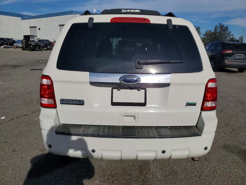 Photo 6 from auction – 2010 FORD ESCAPE LIM with VIN 1FMCU0EG6AKB92310