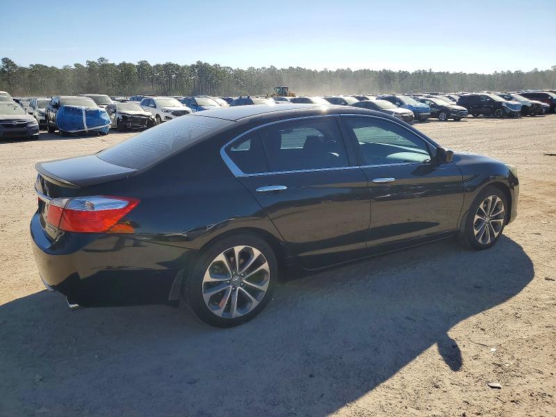 Photo 3 from auction – 2014 HONDA ACCORD with VIN 1HGCR2F58EA232267