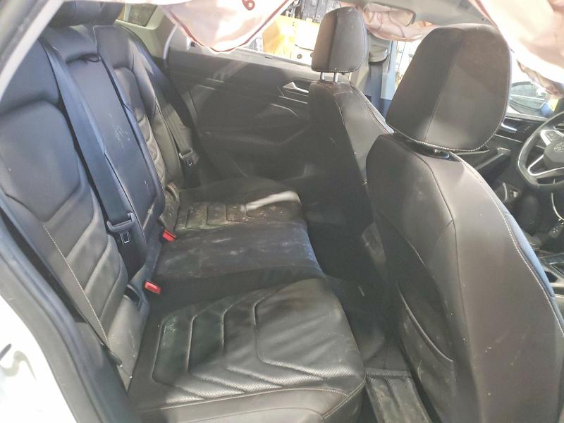 Photo 10 from auction – 2024 VOLKSWAGEN JETTA with VIN 3VWGM7BU6RM008719