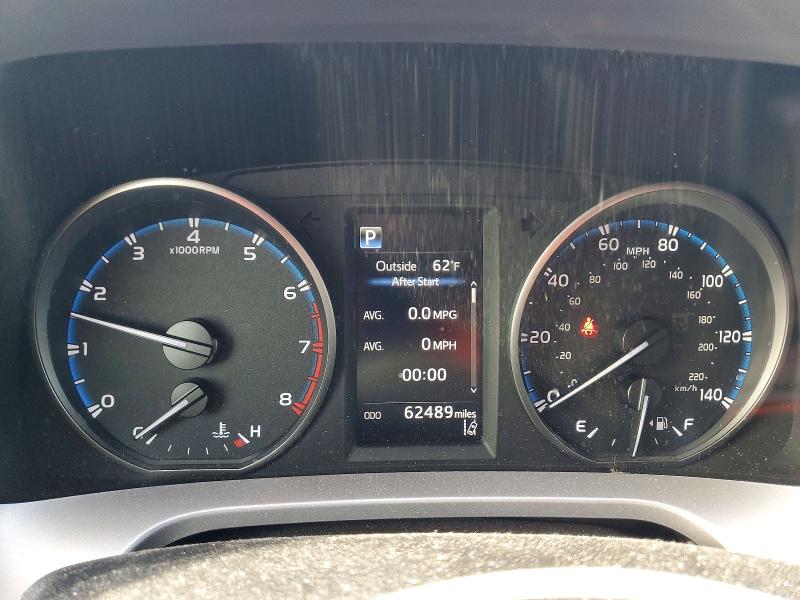 Photo 9 from auction – 2018 TOYOTA RAV4 LE with VIN JTMBFREV3JJ732571