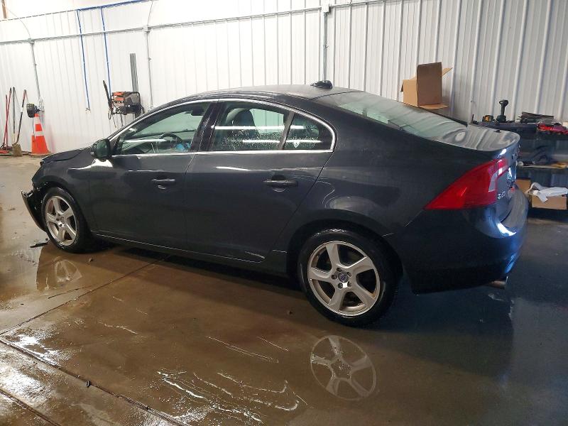 Zdjęcie 2 z aukcji – 2013 VOLVO S60 T5 z VIN YV1612FS4D2227109