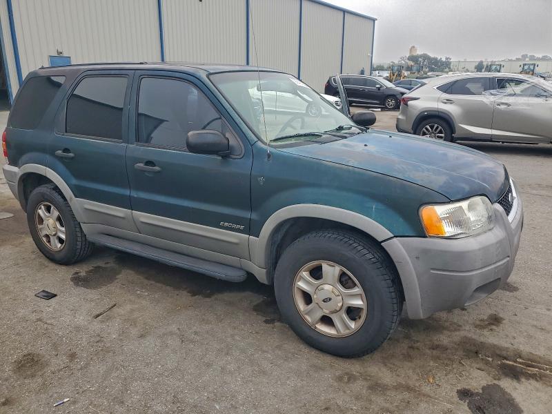 Photo 4 from auction – 2001 FORD ESCAPE XLT with VIN 1FMYU03171KB05065