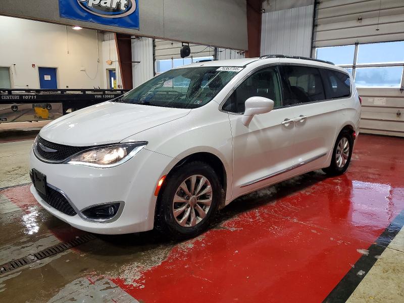 CHRYSLER PACIFICA 2018 with VIN 2C4RC1BGXJR212670 - Photo from auction