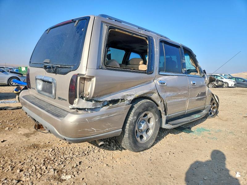 Photo 3 from auction – 2001 LINCOLN NAVIGATOR with VIN 5LMFU28R21LJ26060