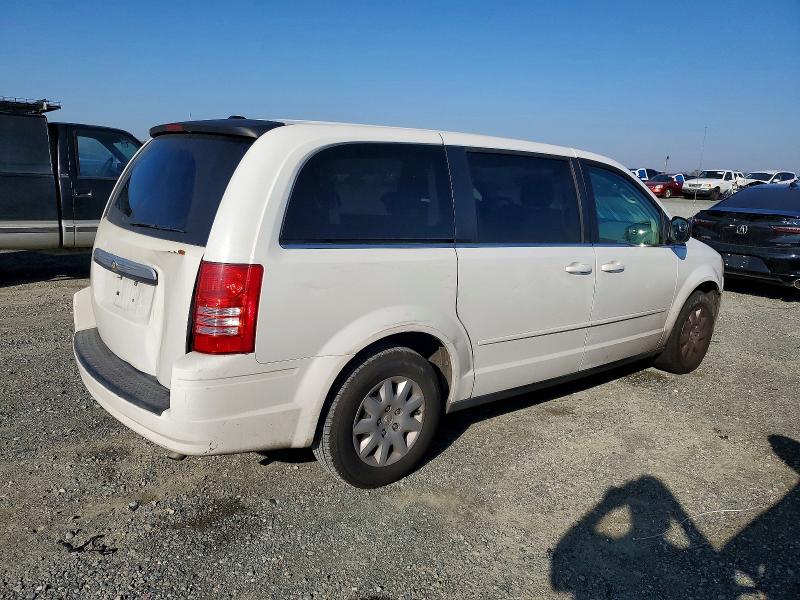 Photo 3 from auction – 2010 CHRYSLER TOWN & COUNTRY with VIN 2A4RR4DE2AR226438