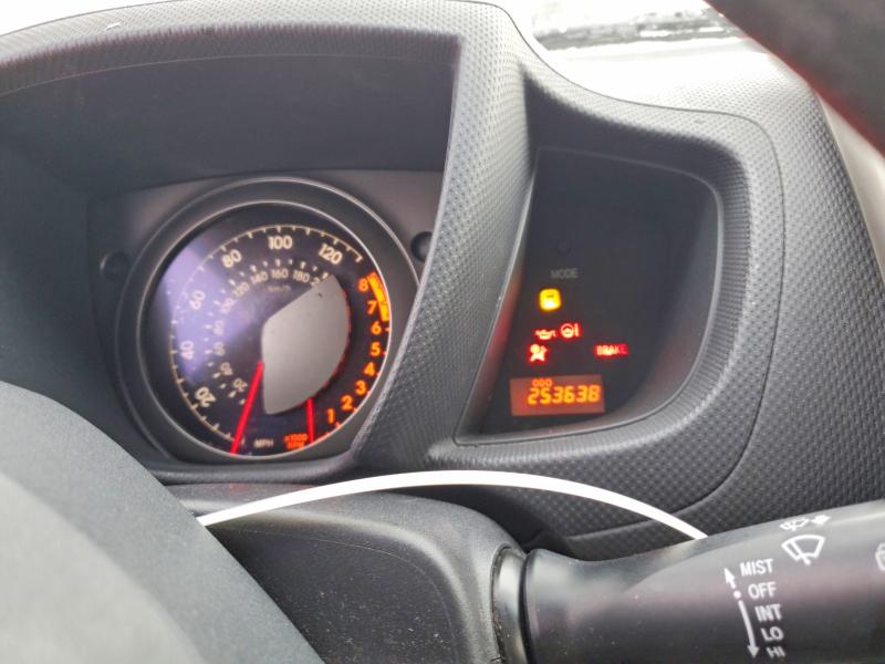 Photo 9 from auction – 2012 TOYOTA SCION XD with VIN JTKKU4B46C1028655