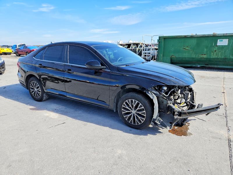 Photo 4 from auction – 2020 VOLKSWAGEN JETTA with VIN 3VWCB7BU5LM024275