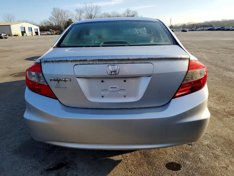 Photo 6 from auction – 2012 HONDA CIVIC with VIN 19XFB2F58CE379411